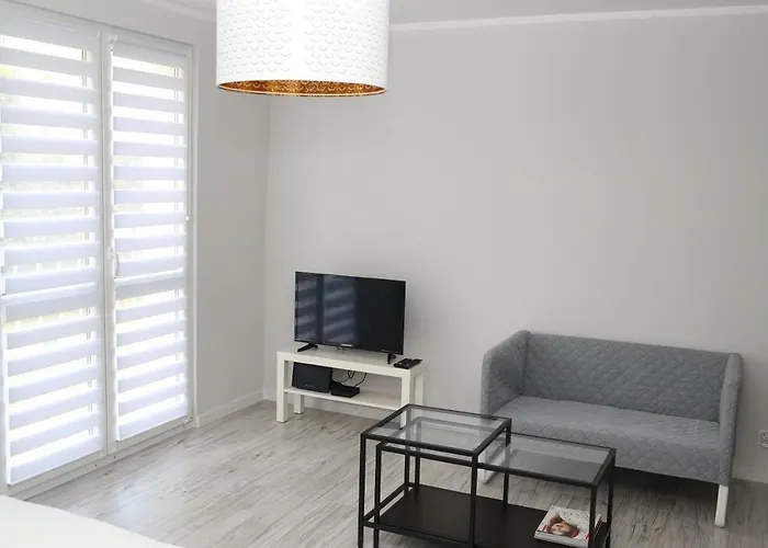 Daire Slobodzkiego 7 *